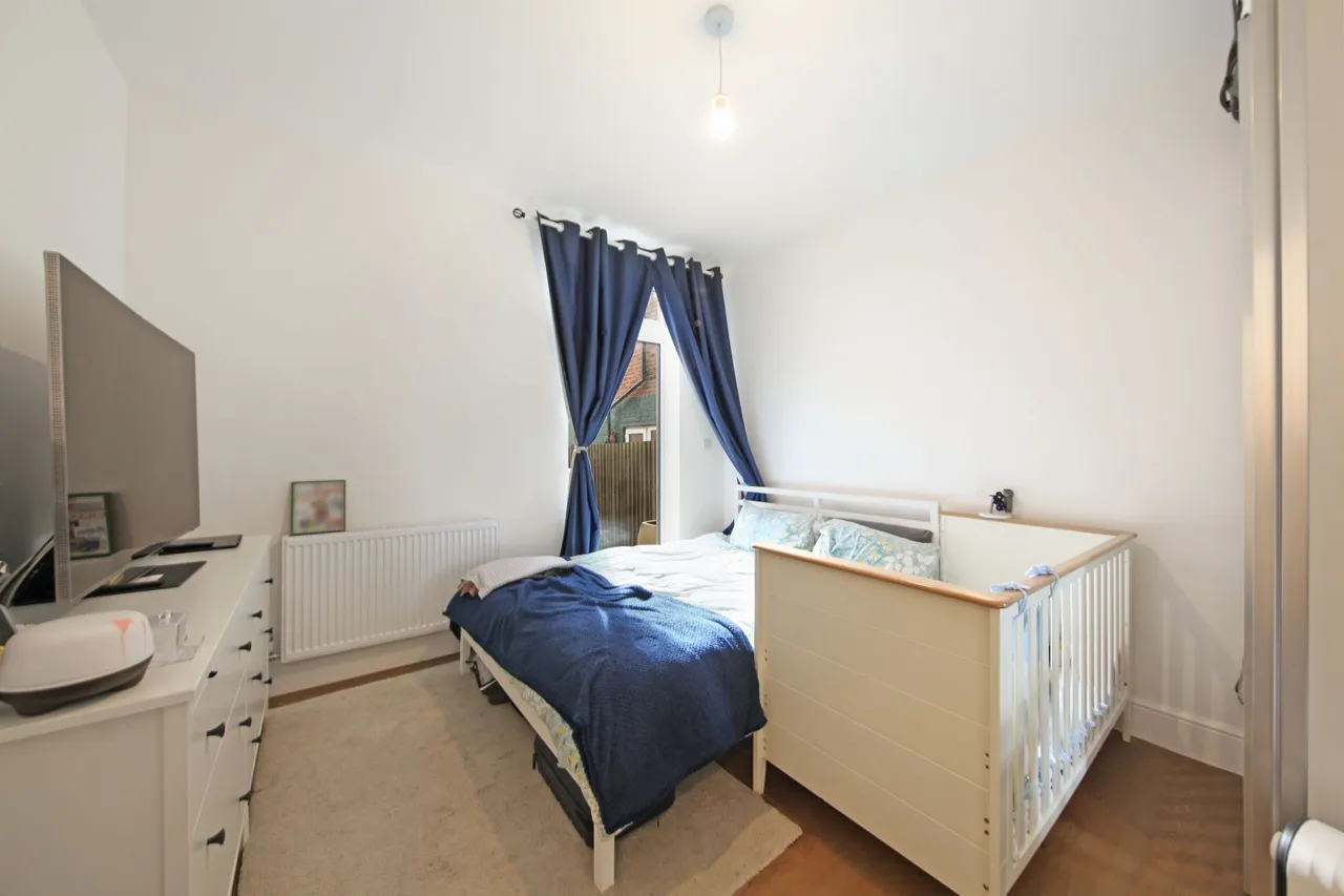 Pine Road, London, NW2, photo 5