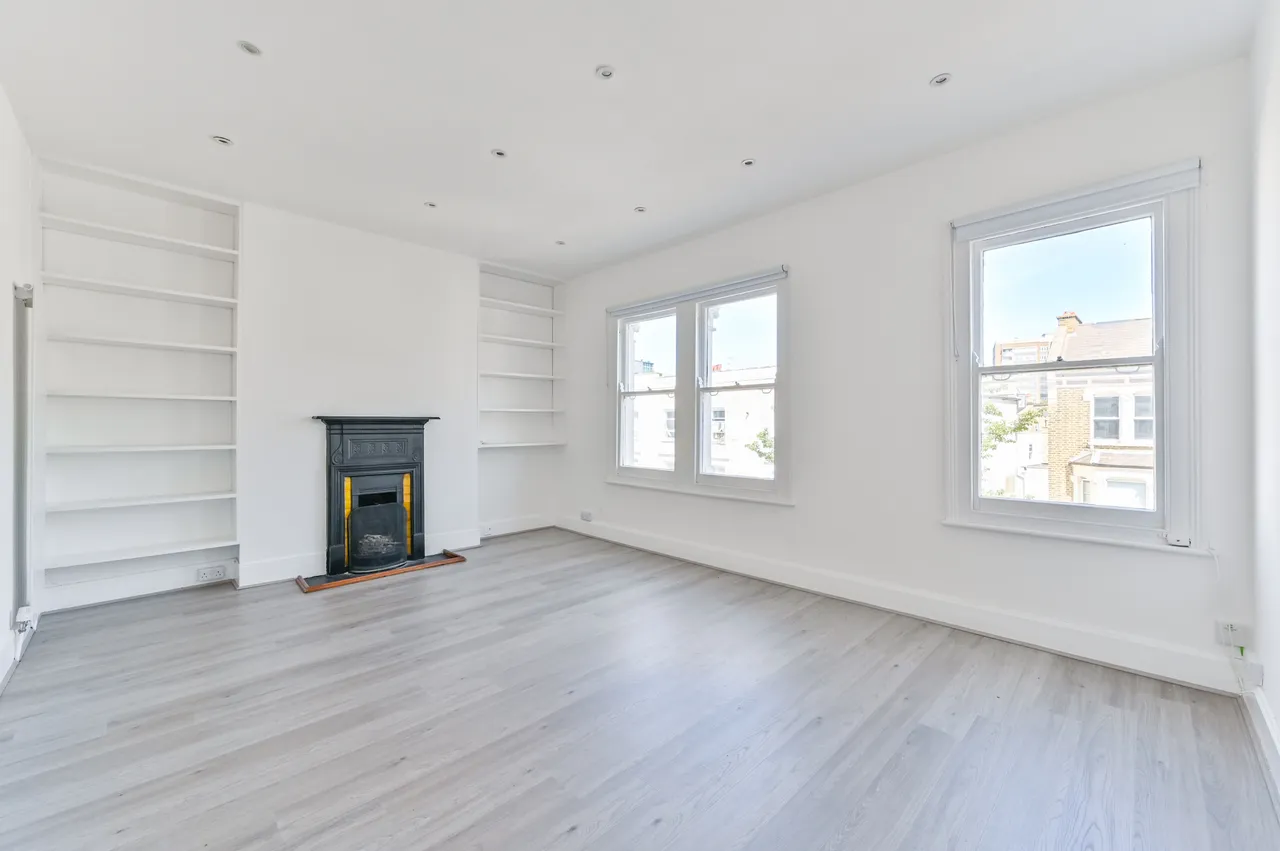 Top Floor, 238 Portnall Road, London, photo 2
