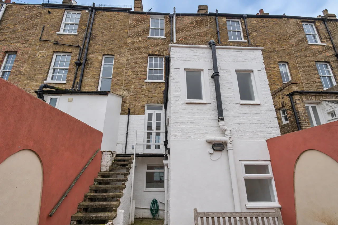 Spencer Square, Ramsgate, CT11, photo 16