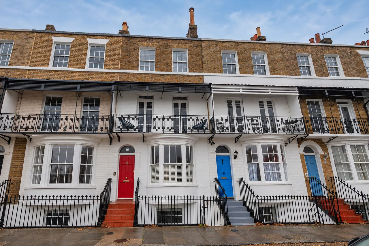 4 bed house for sale, Spencer Square, Ramsgate, CT11