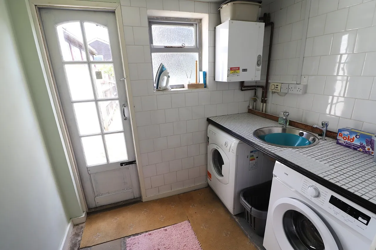 High Street, Walkern, SG2, photo 10