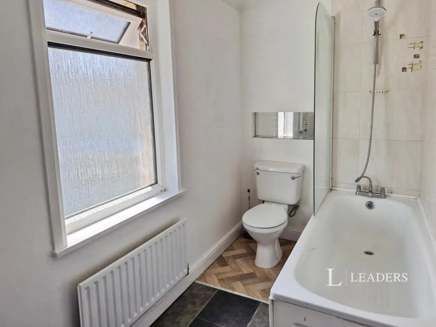 Commercial Road, Eastbourne, BN21, photo 6