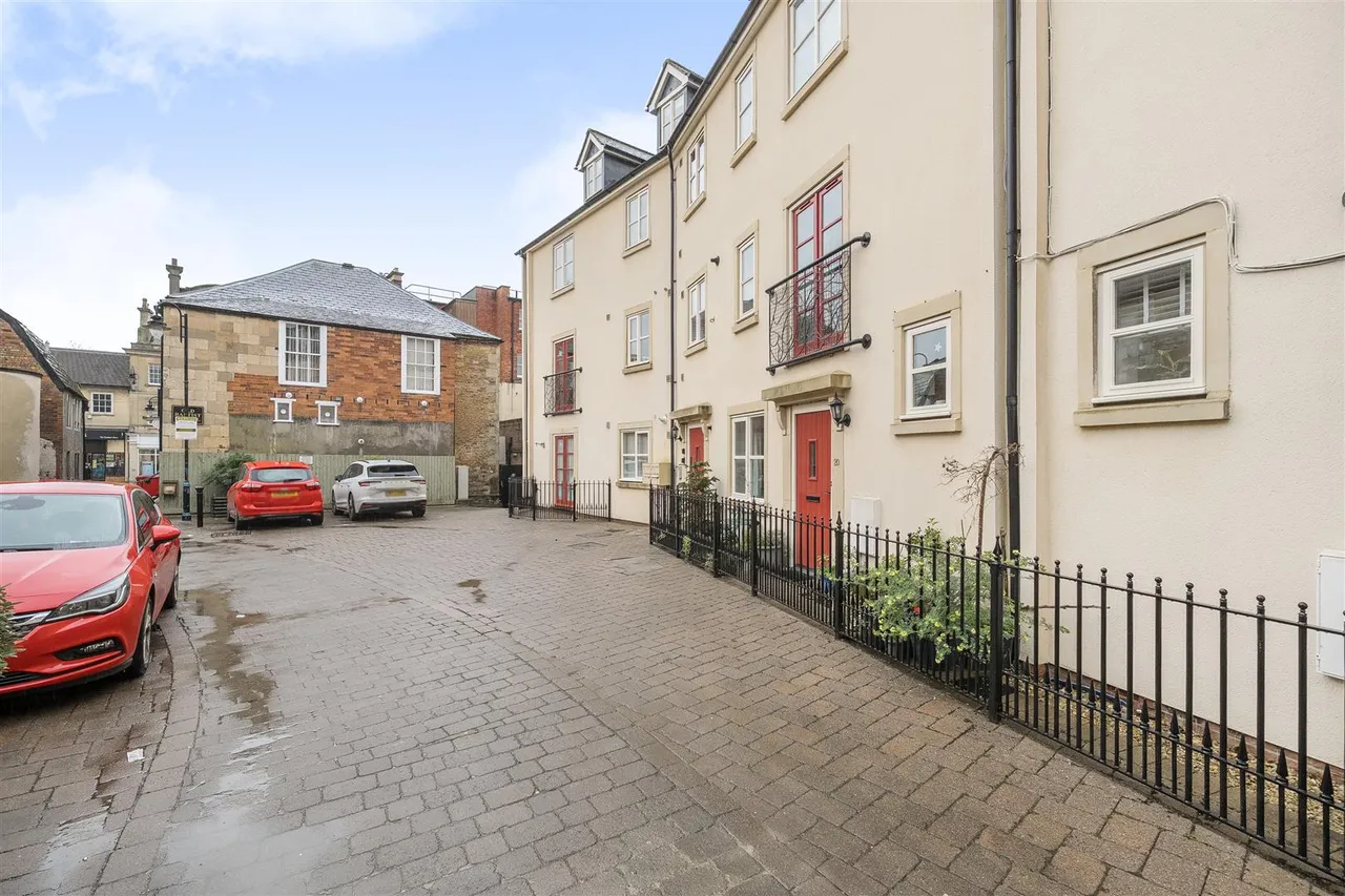 Chapel Mews, Chippenham, SN15, photo 13