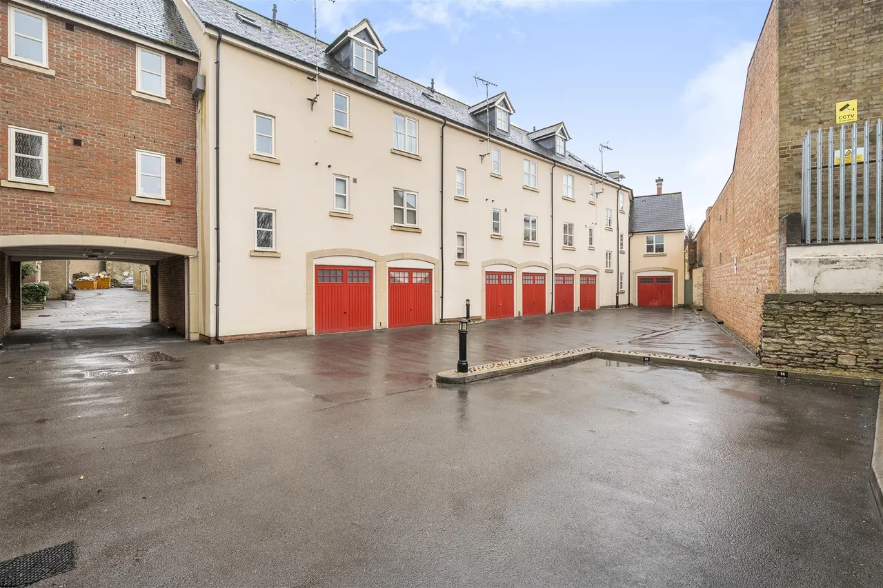 Chapel Mews, Chippenham, SN15, photo 14