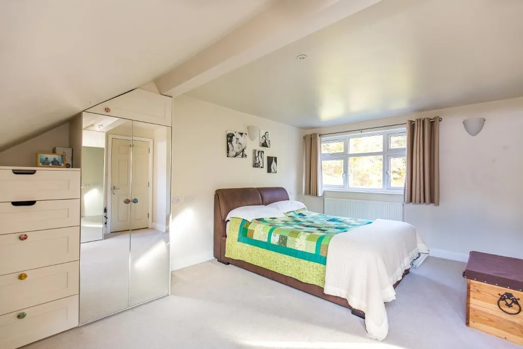 Hillbury Road, Warlingham, photo 10