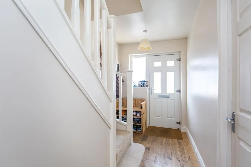 Hillbury Road, Warlingham, photo 3