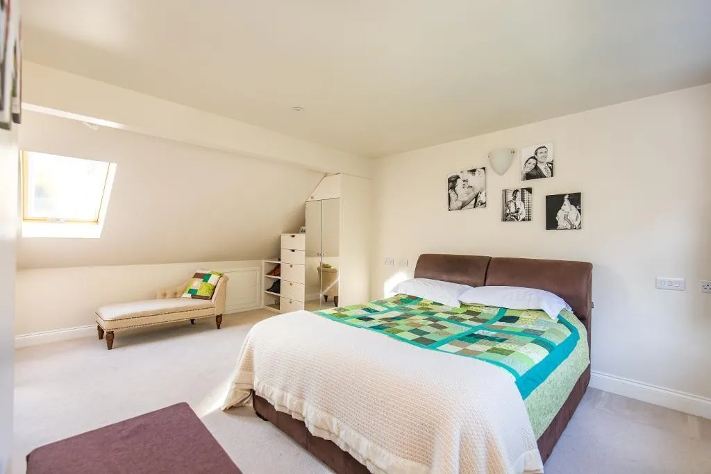 Hillbury Road, Warlingham, photo 11