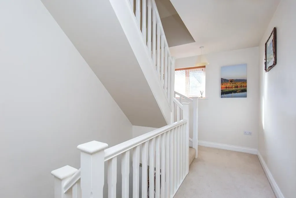 Hillbury Road, Warlingham, photo 18
