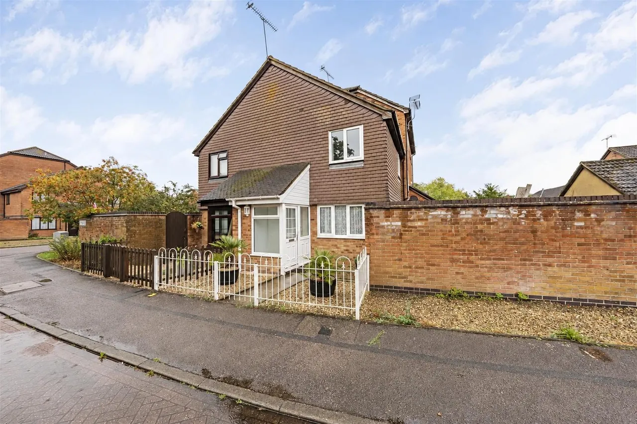 Campion Close, Denham, UB9, photo 9