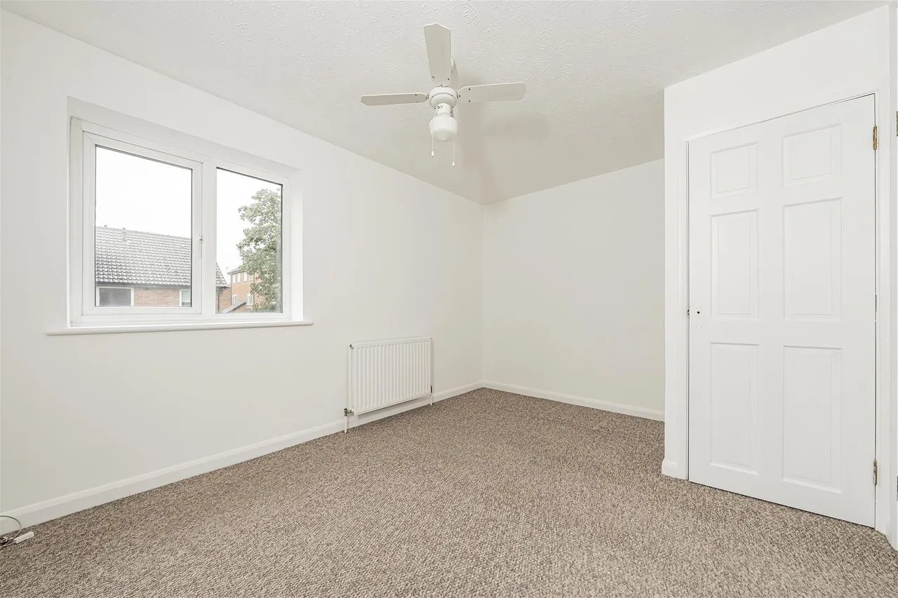 Campion Close, Denham, UB9, photo 6