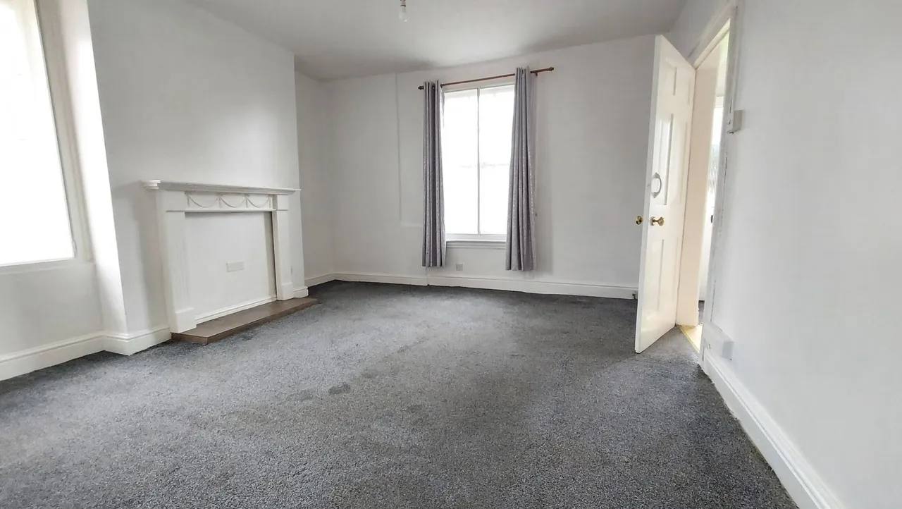 South Street, Bourne, PE10, photo 5