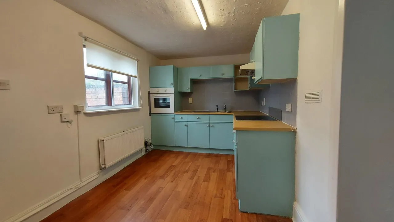 South Street, Bourne, PE10, photo 3