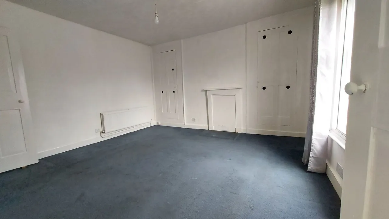 South Street, Bourne, PE10, photo 12