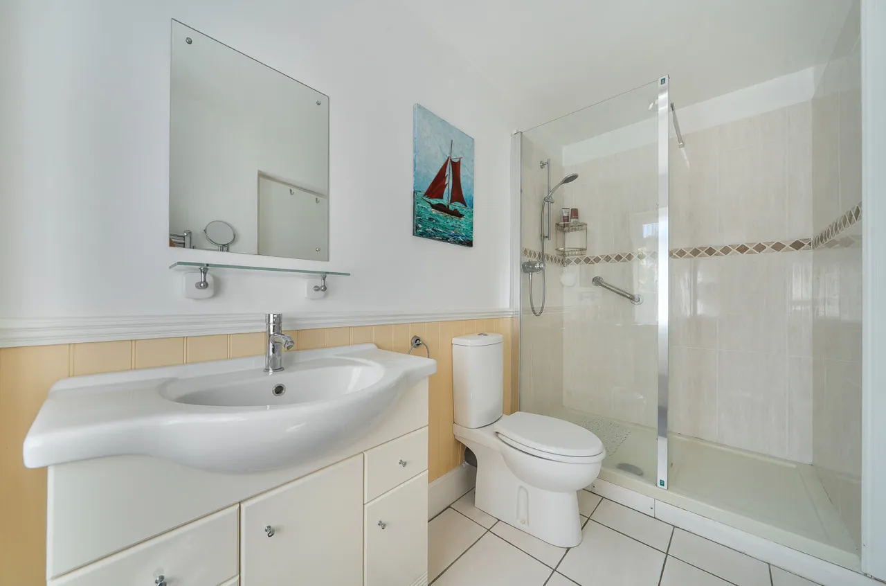 Shrub Lane, Etchingham, TN19, photo 16
