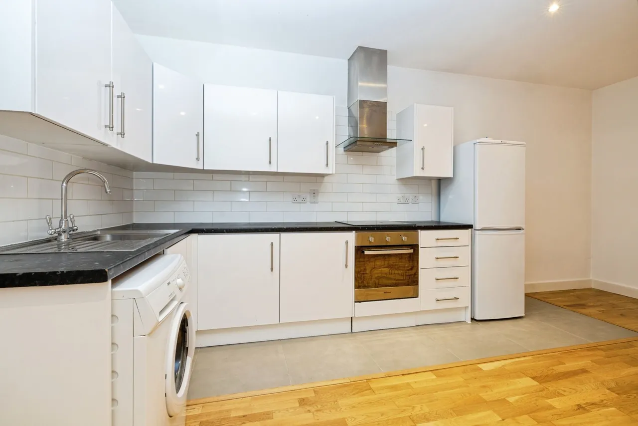 Manningtree Street, Aldgate, E1, photo 4