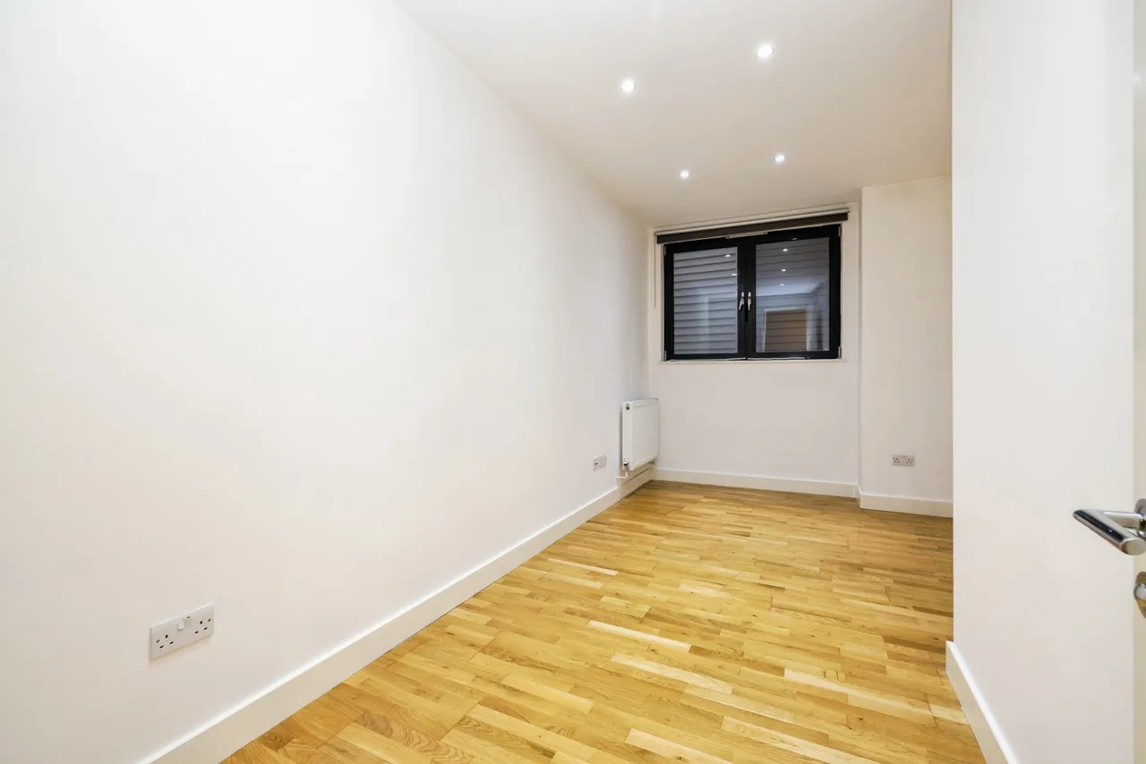 Manningtree Street, Aldgate, E1, photo 5