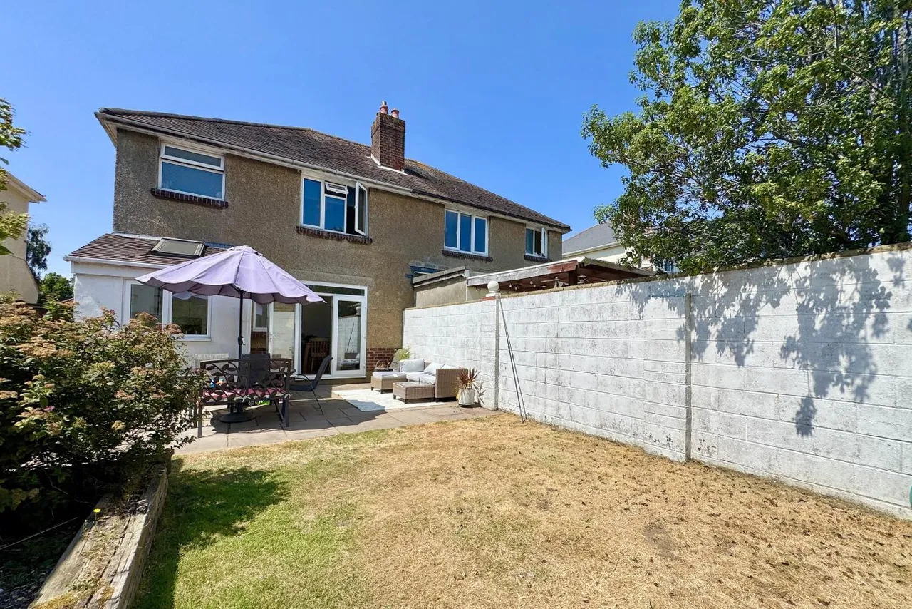 Claremont Avenue, BH9, photo 21