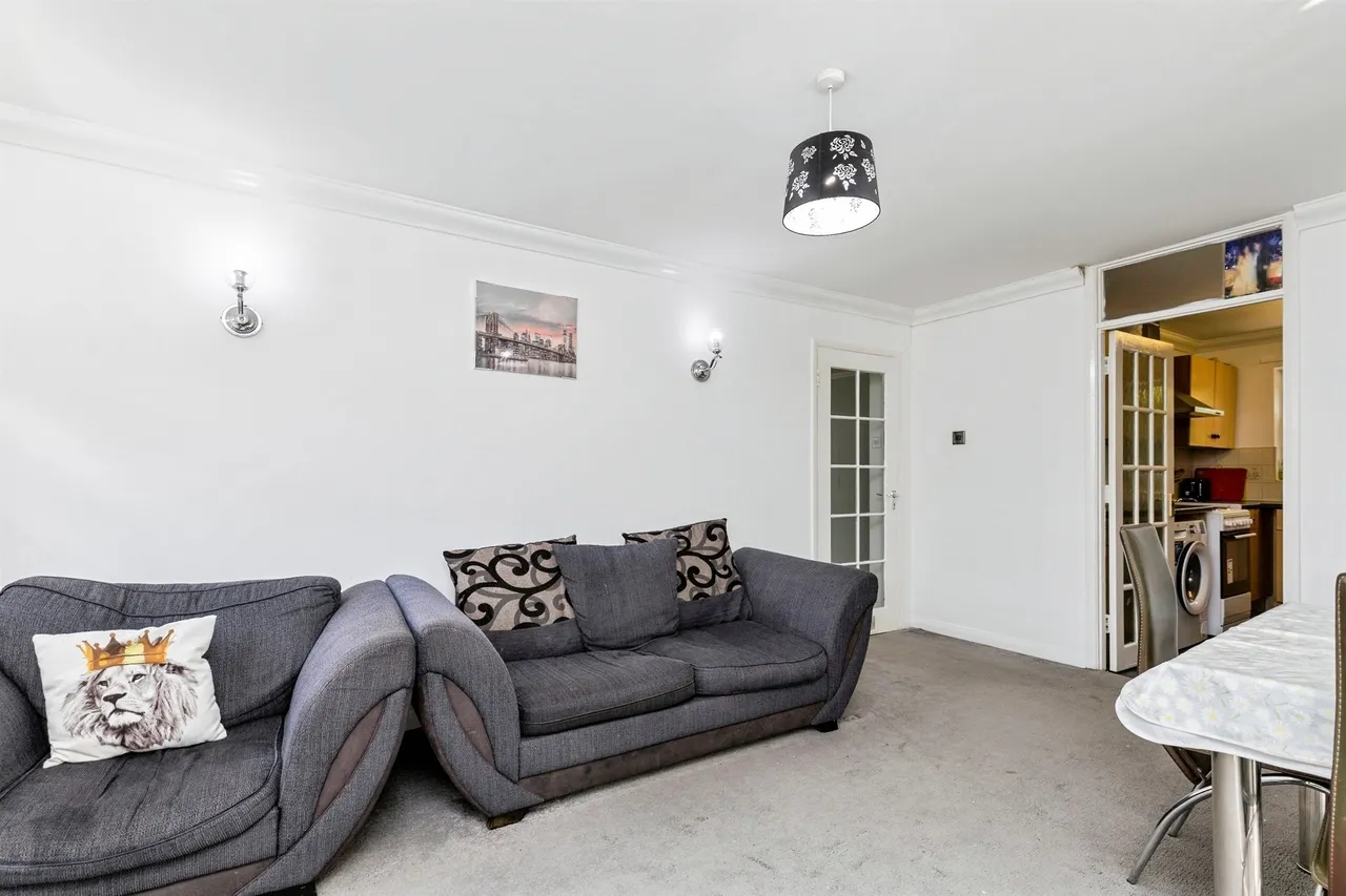 Emberwood, Crawley, photo 8