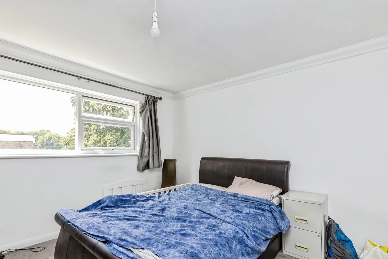 Emberwood, Crawley, photo 11
