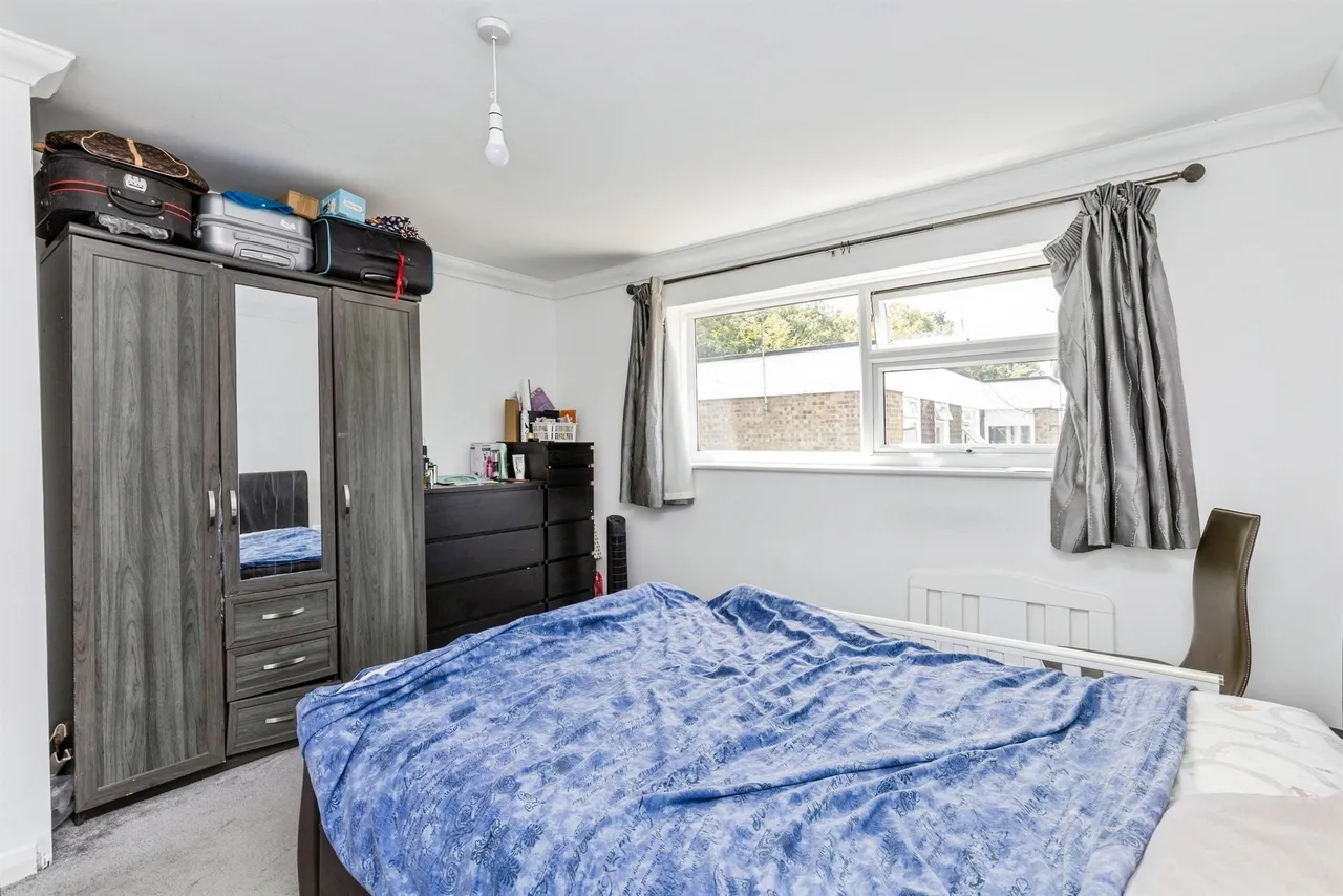 Emberwood, Crawley, photo 12