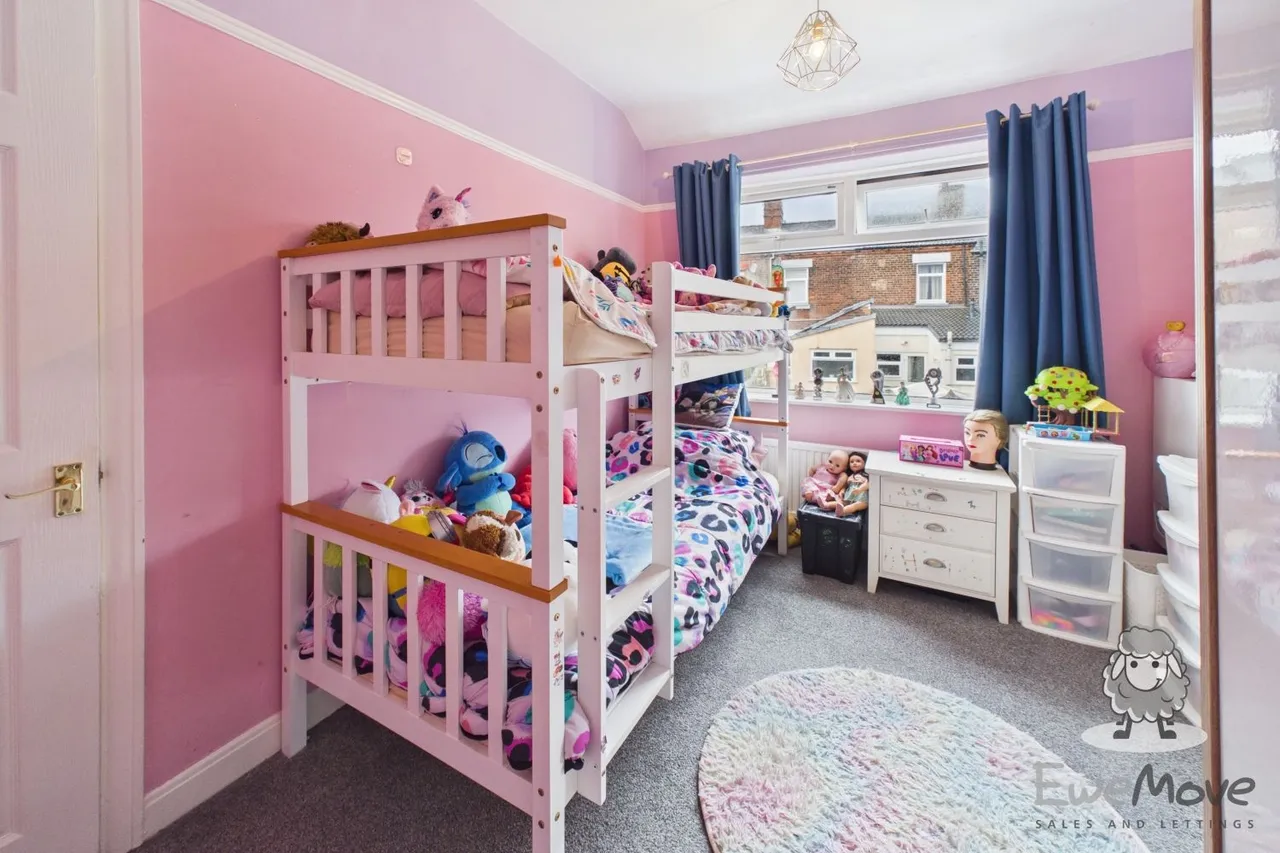 South Street, Thatto Heath, WA9, photo 8