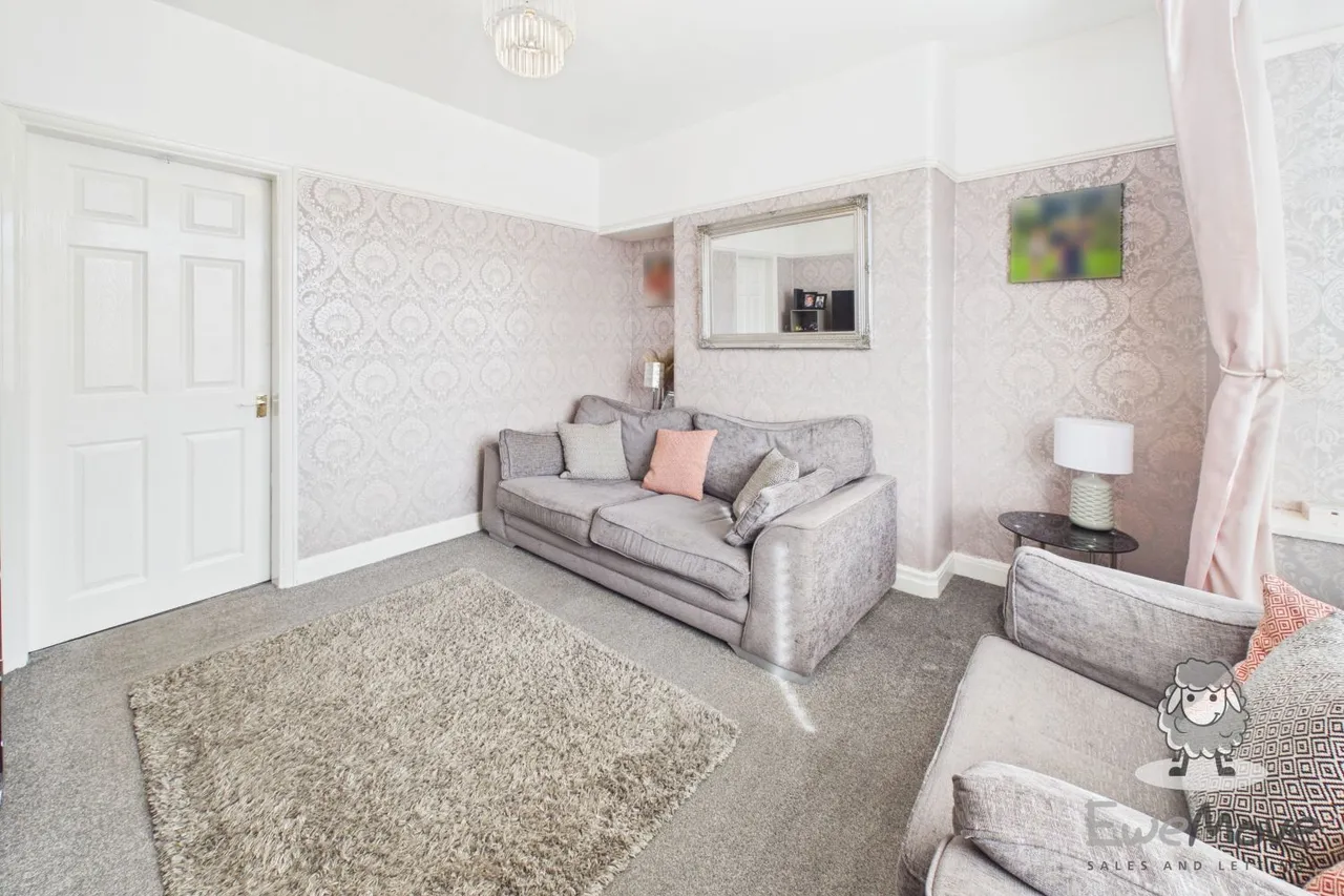 South Street, Thatto Heath, WA9, photo 3
