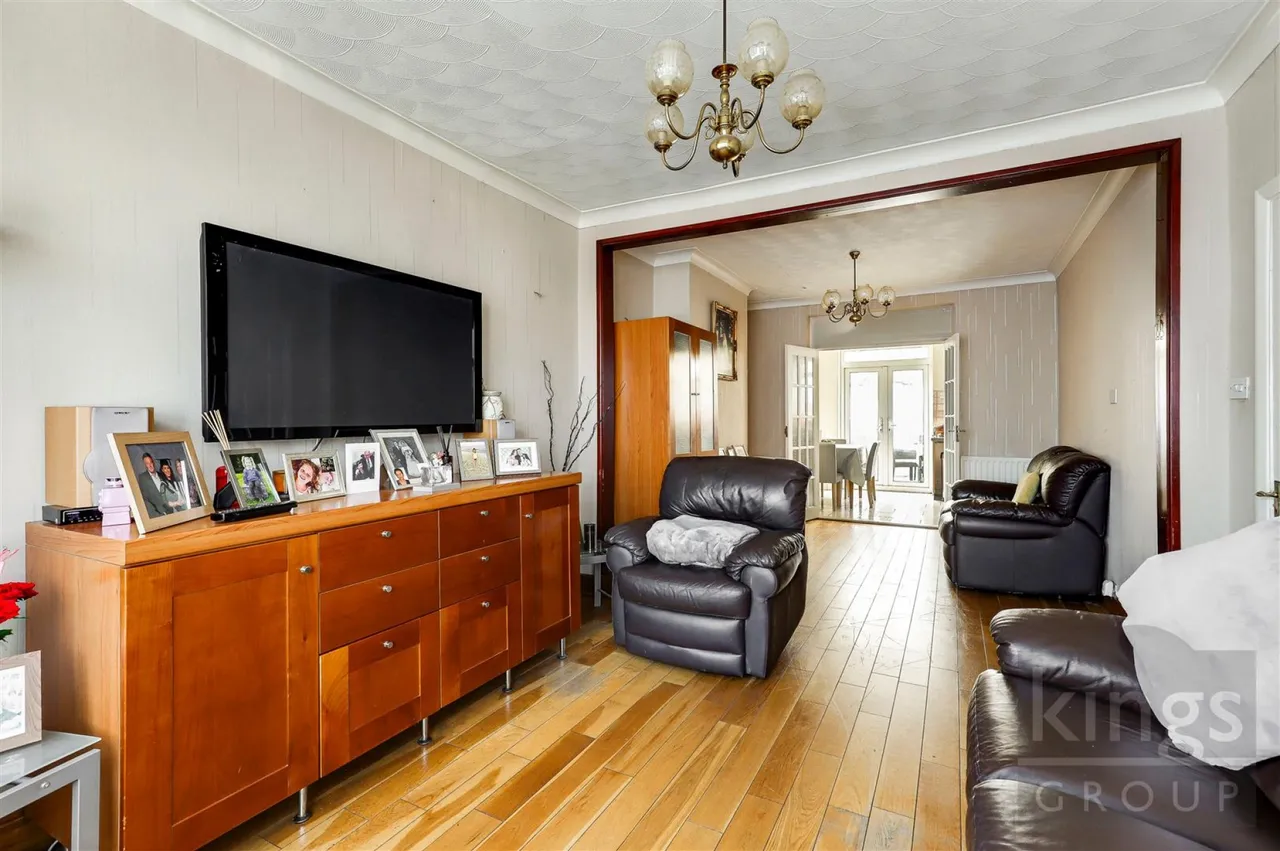 Seaforth Drive, Waltham Cross, photo 2