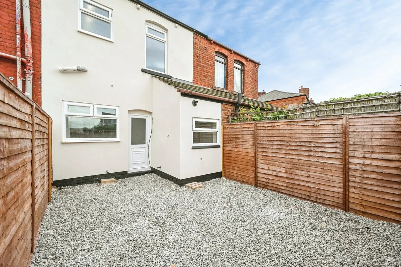 Bickershaw Lane, Abram, WN2, photo 16