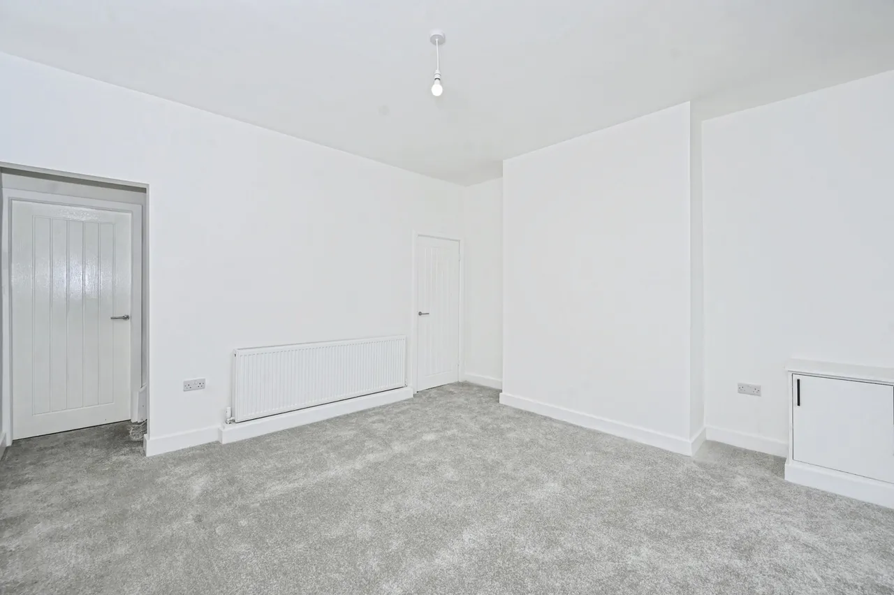 Bickershaw Lane, Abram, WN2, photo 2