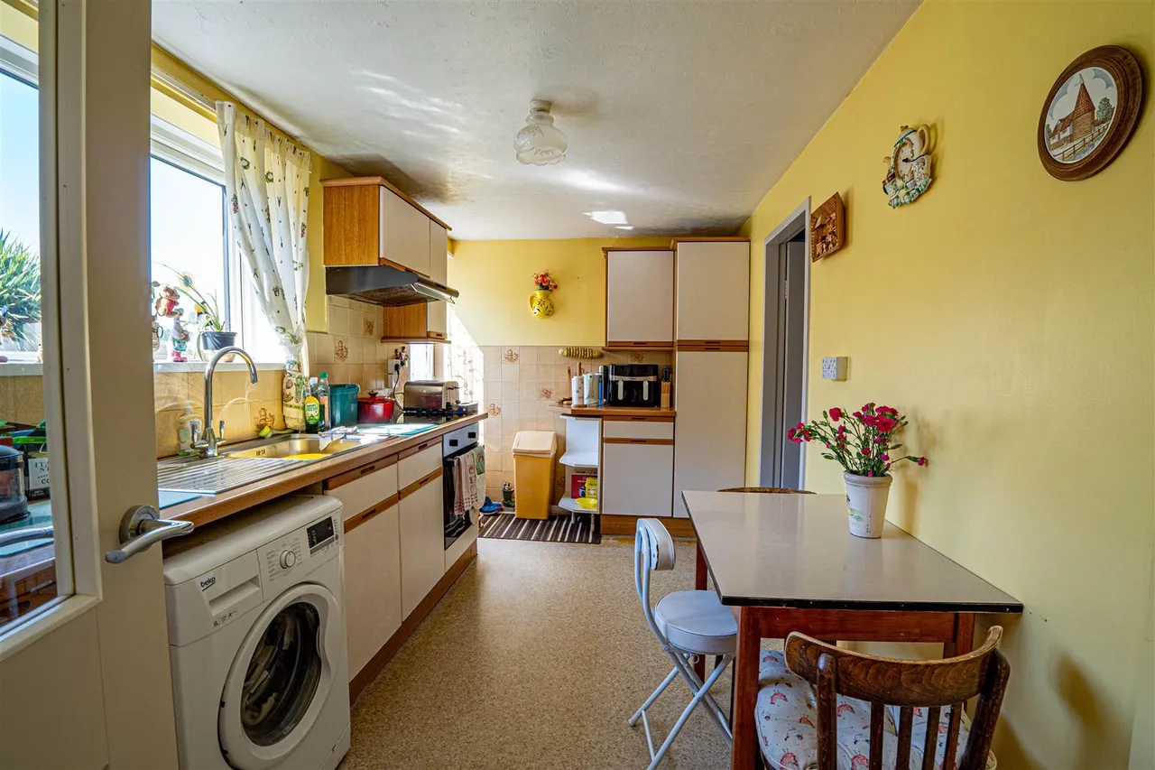 Higham Gardens, Guestling, photo 4