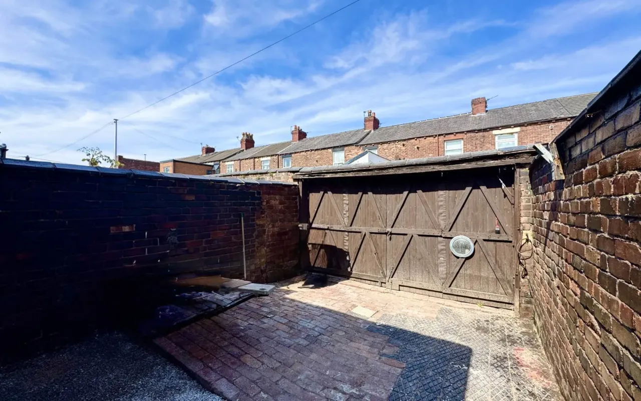 Charles Street, St Helens, photo 19