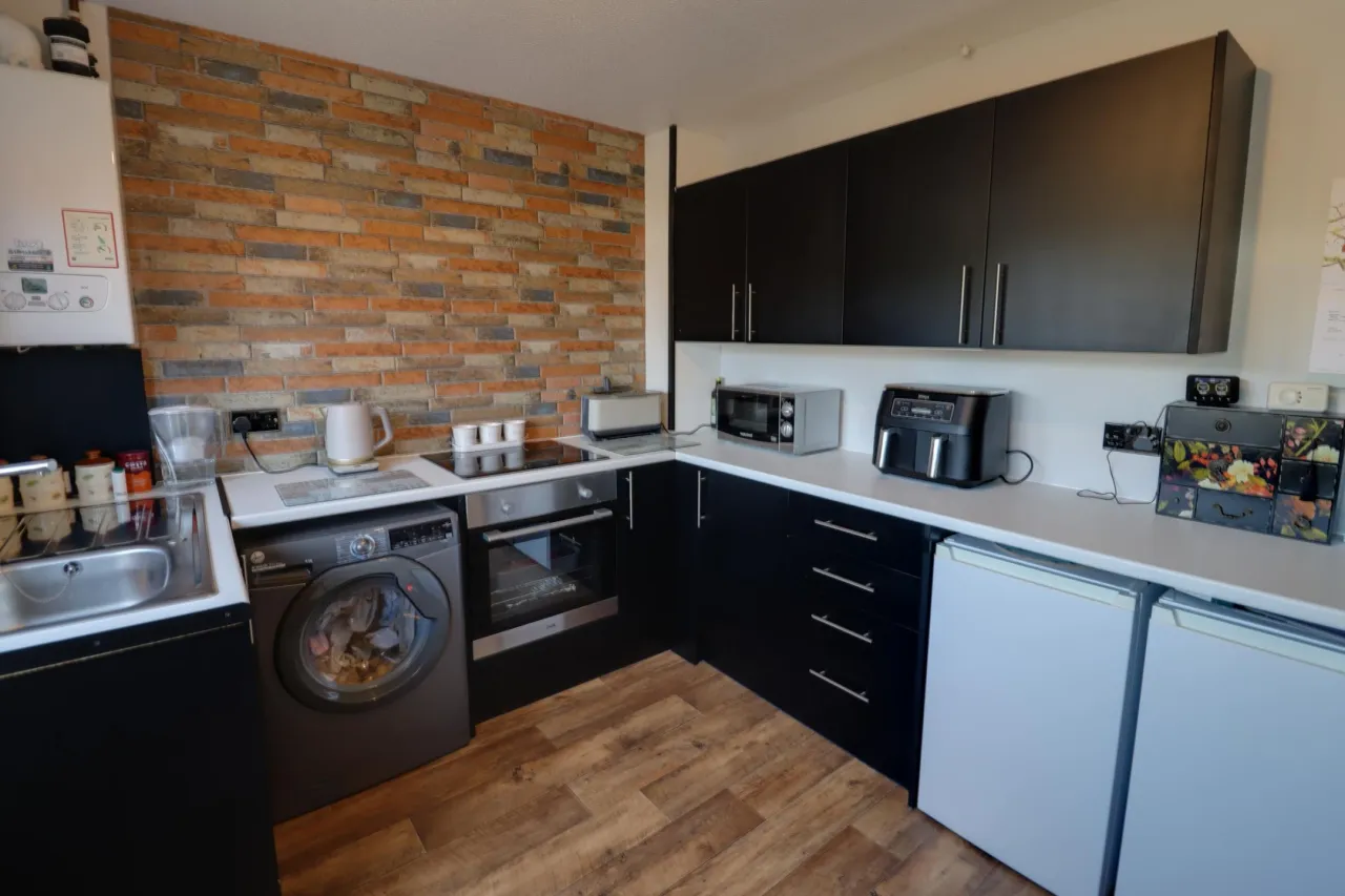 Woodend Close, Middlewich, photo 6