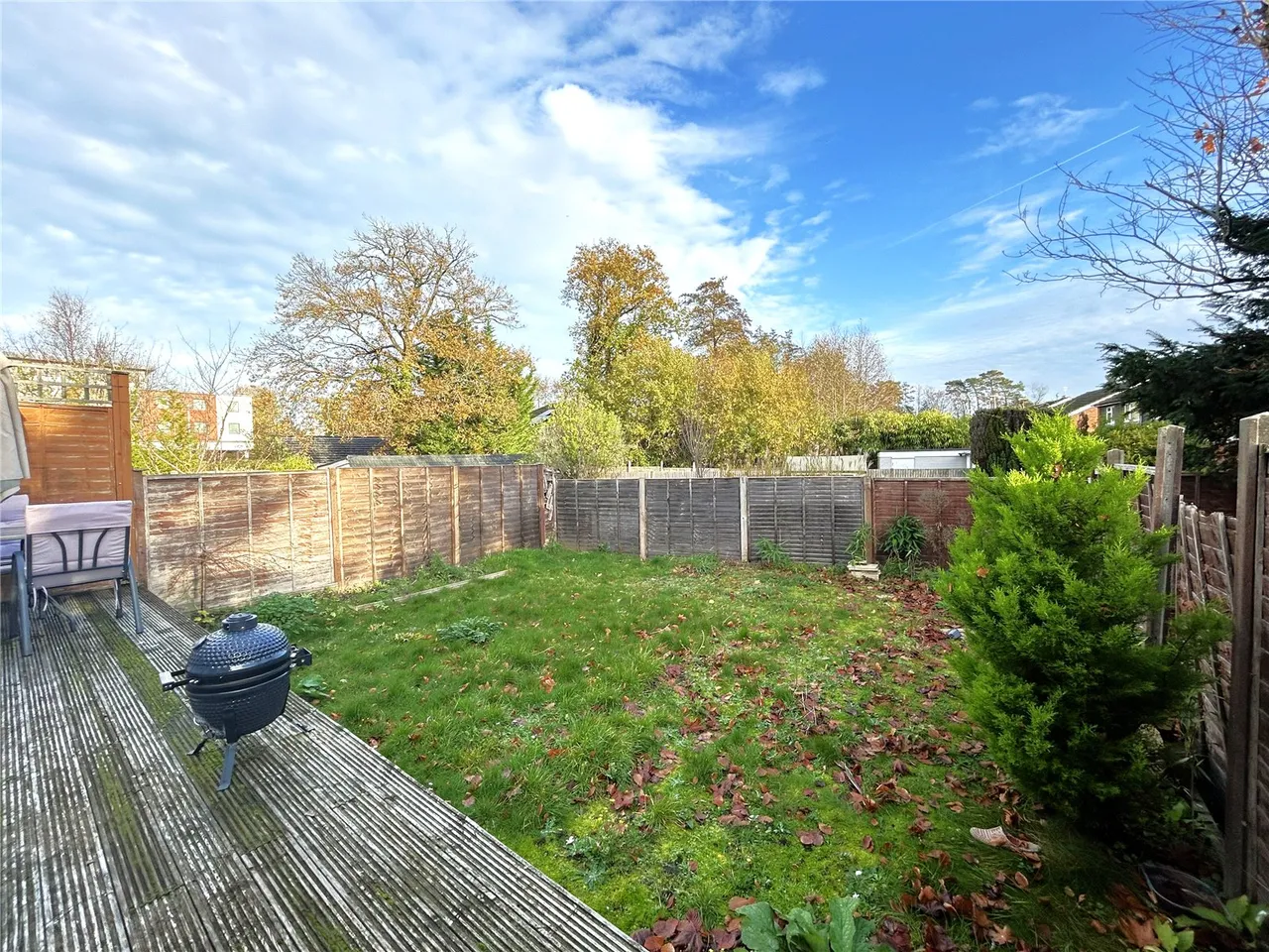 Fleet Road, Fleet, Hampshire, GU51 3QF, photo 7