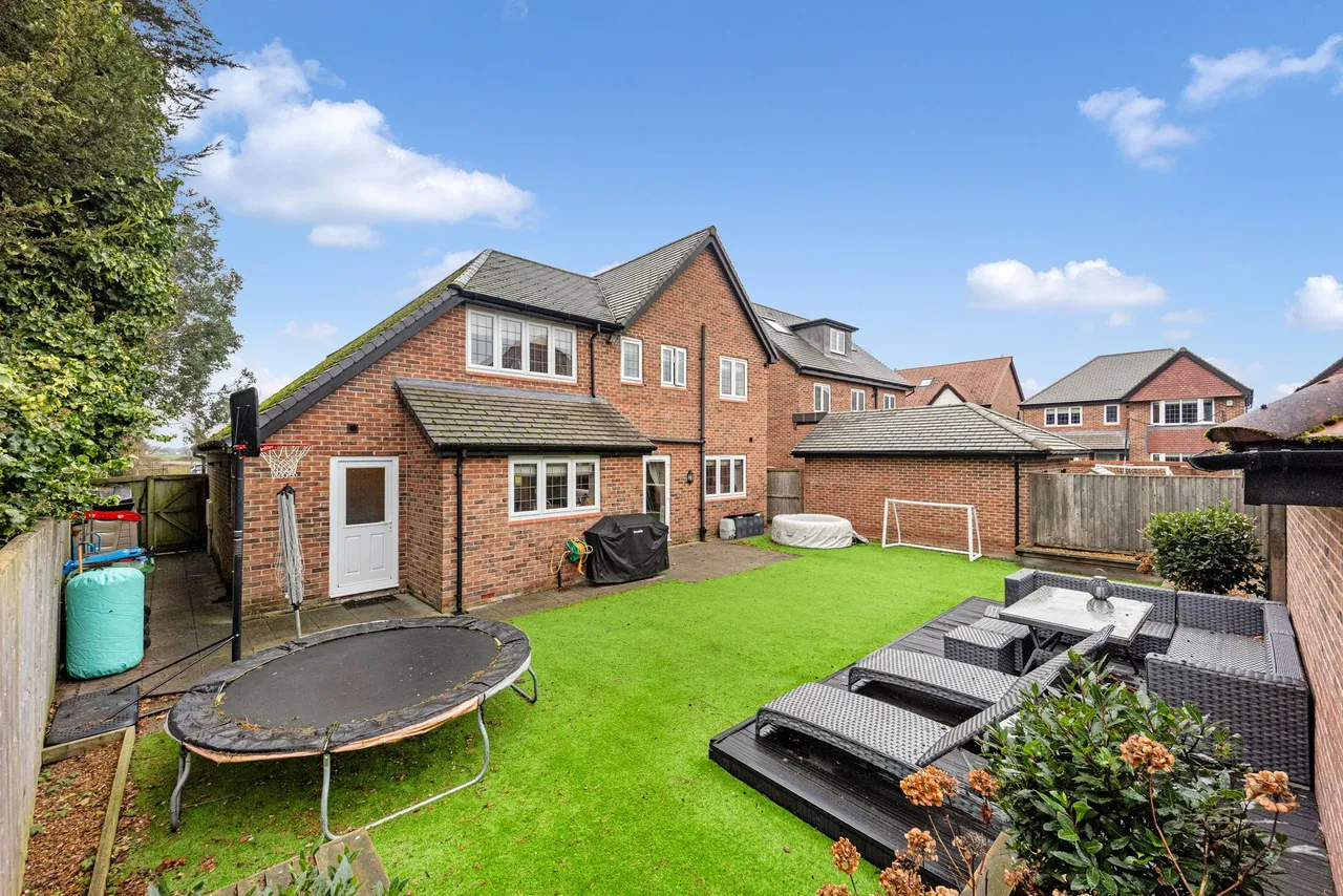 Church View Close, Widnes, Widnes, WA8 5AA, photo 17