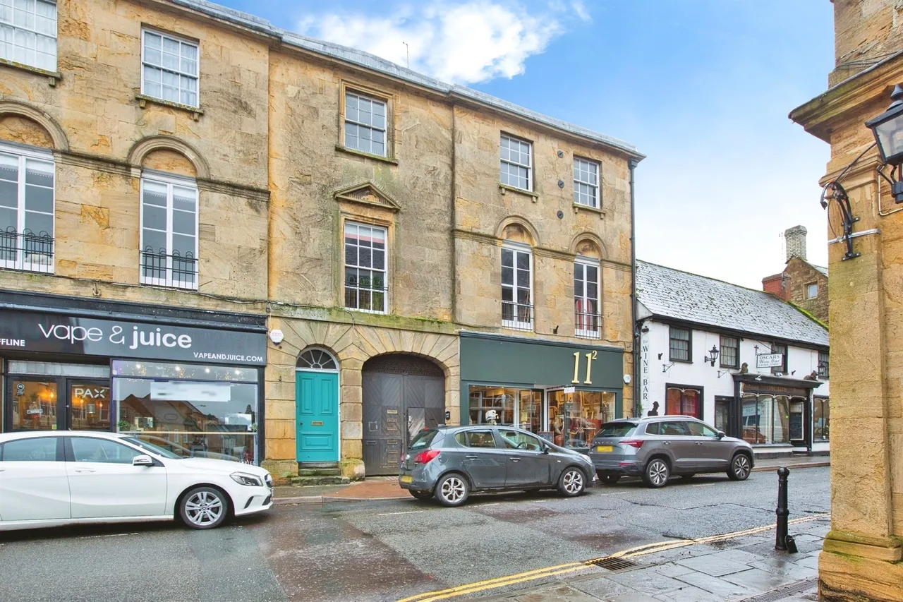 Market Square, Crewkerne, photo 15