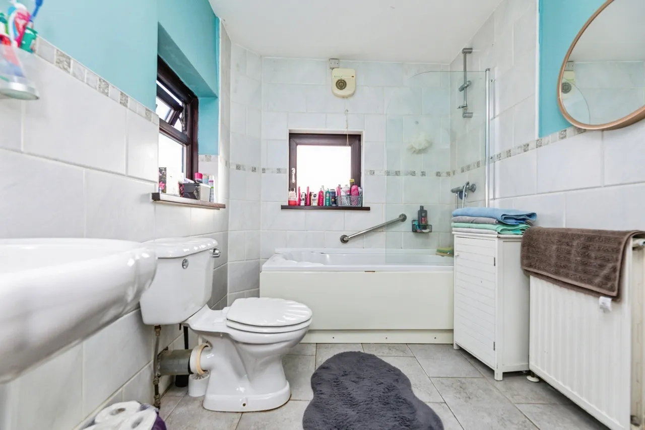 Bolsover Road, Sheffield, South Yorkshire, S5, photo 11