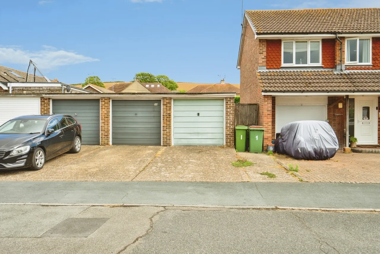 Newland Road, Upper Beeding, BN44, photo 12