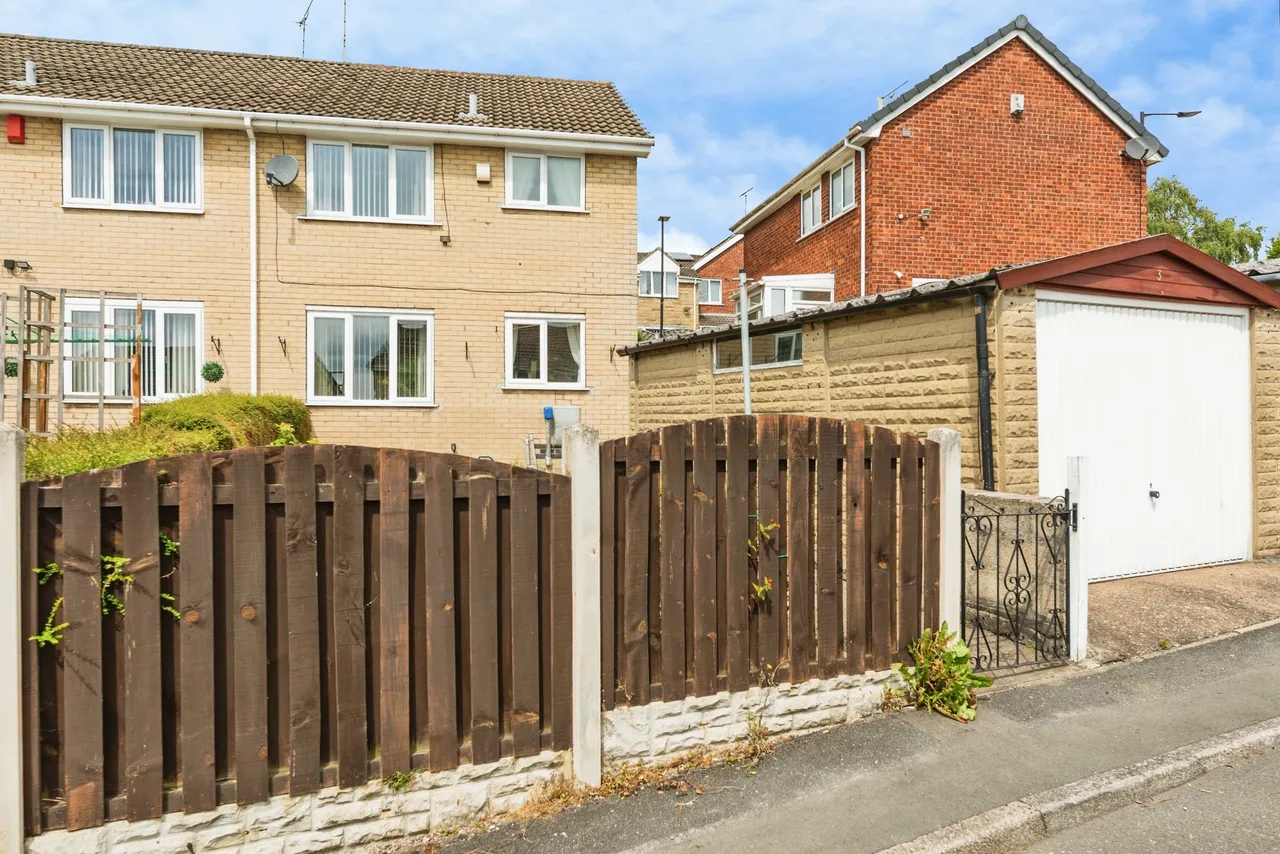 3 bed house for sale — Freeman Gardens, Sheffield
