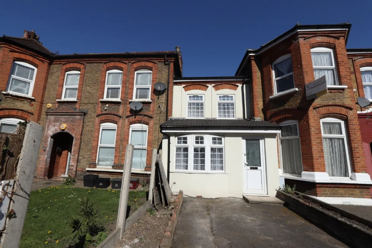 York Road, Ilford, IG1 3AD, photo 13
