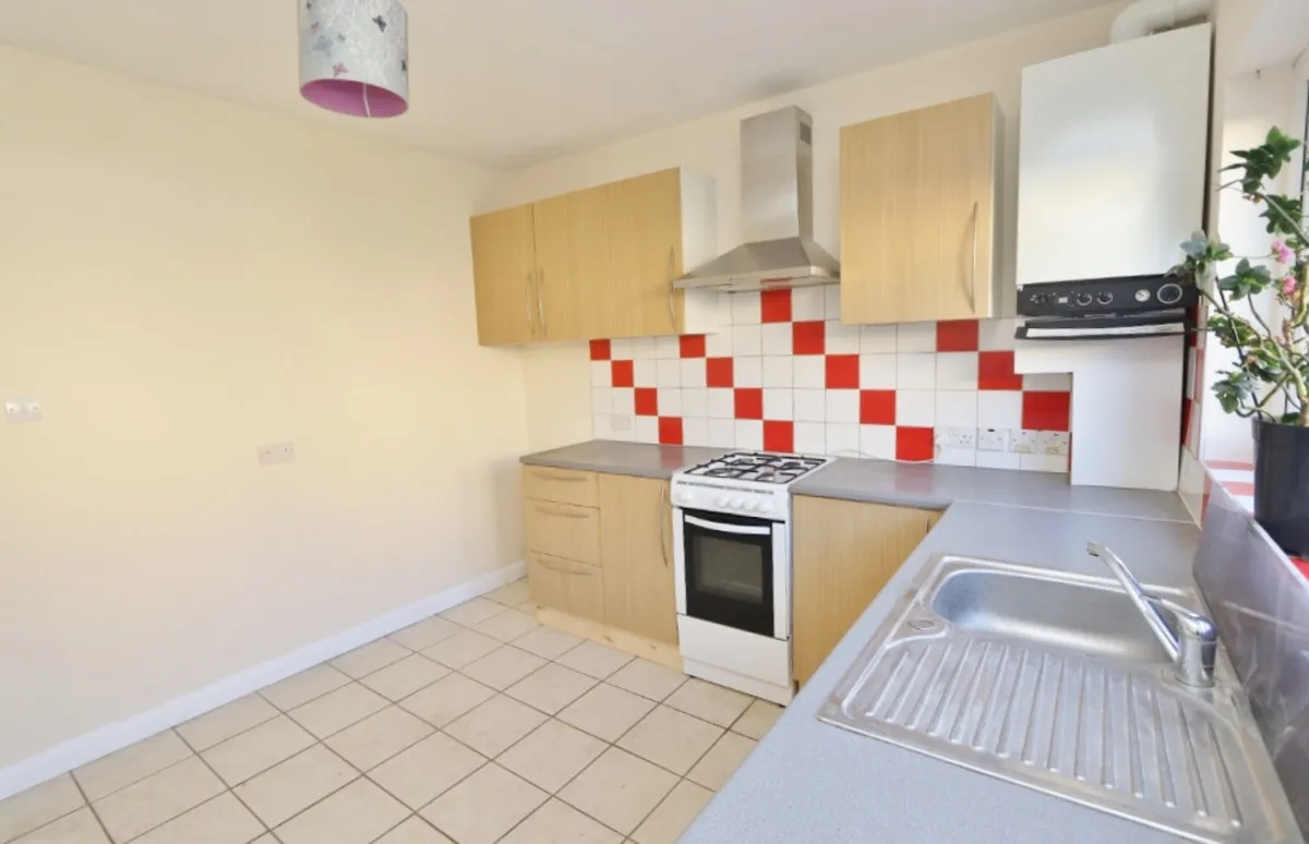 York Road, Ilford, IG1 3AD, photo 5
