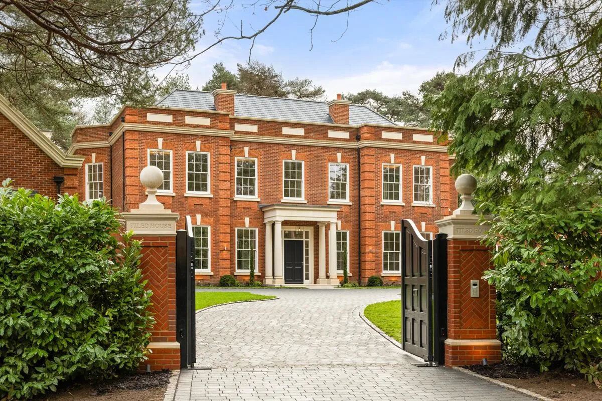 house for sale, East Road, Weybridge, KT13