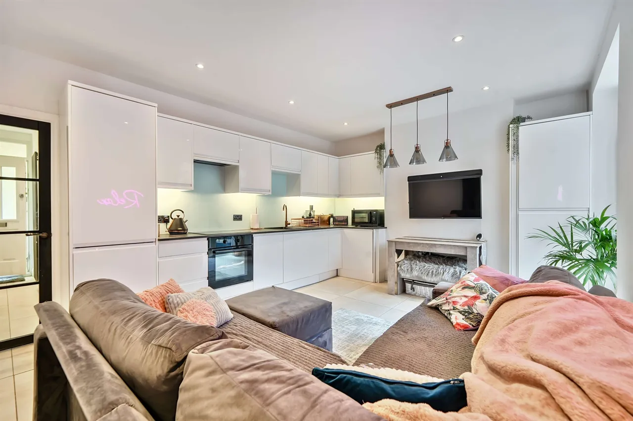 Gladstone Place, Brighton, BN2, photo 14