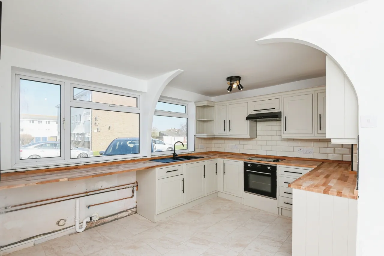 Linnets, Clacton-on-Sea, Essex, CO15, photo 5