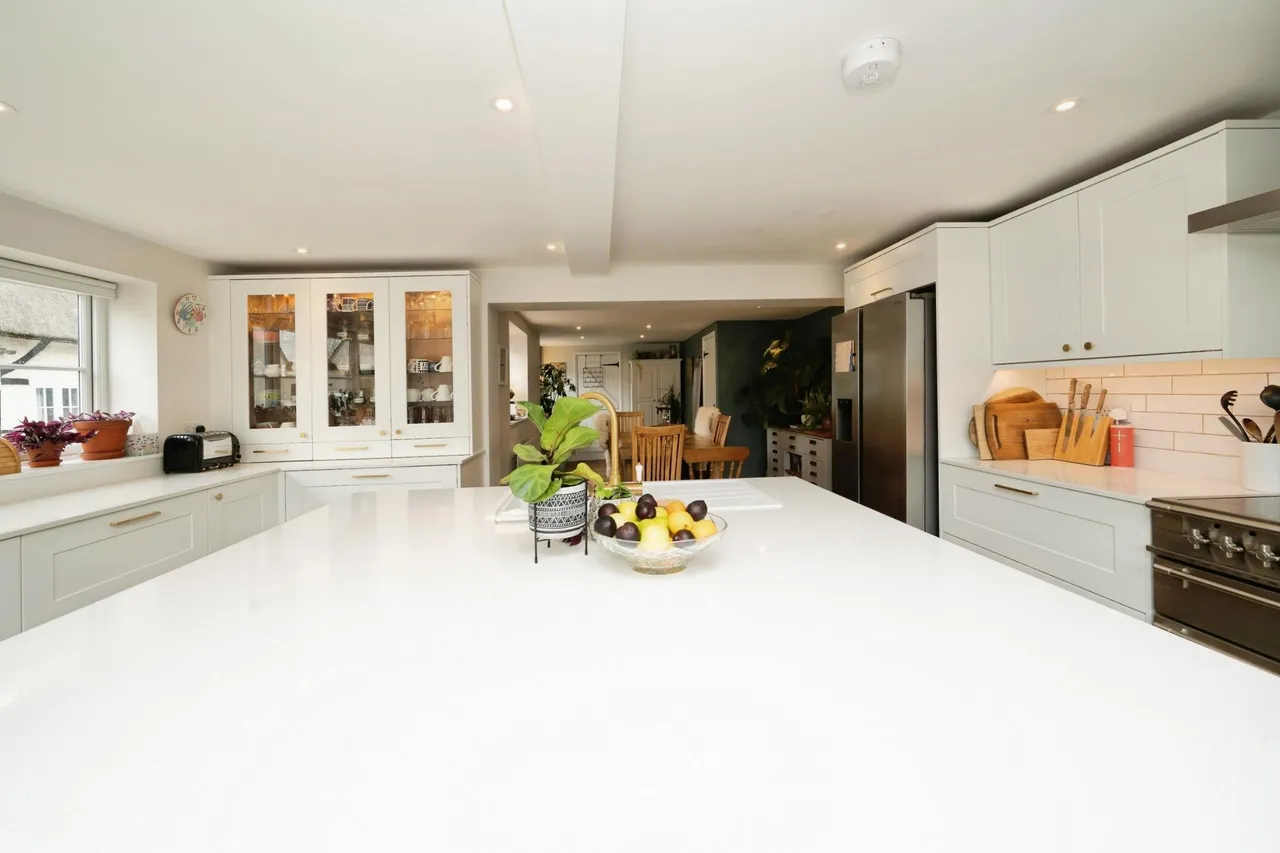 Lower Street, Aylesbury, HP22, photo 6
