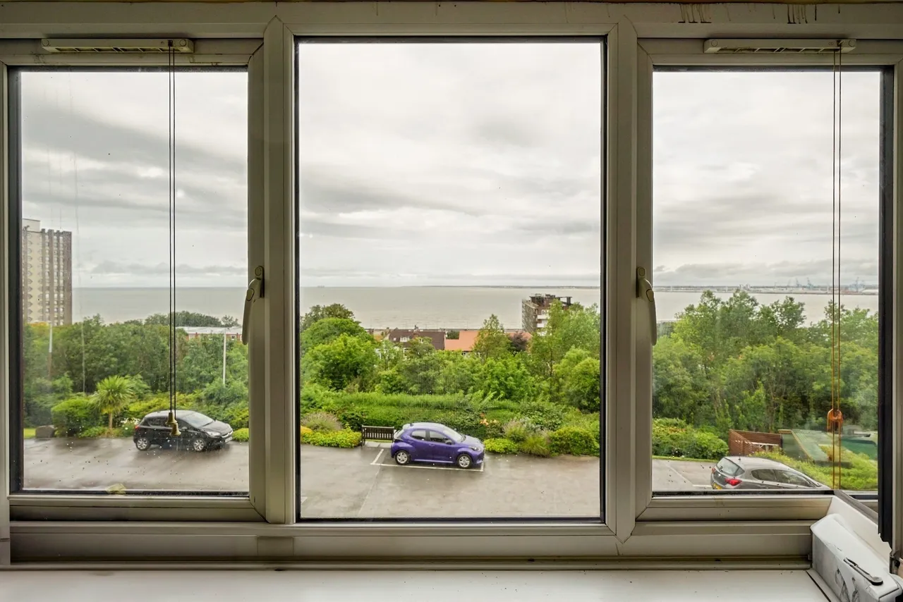 Montpellier Crescent, Wallasey, CH45, photo 14