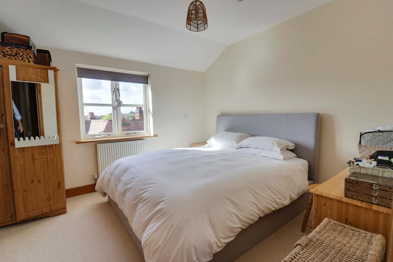 Riverside, Bishop's Stortford, CM23, photo 3