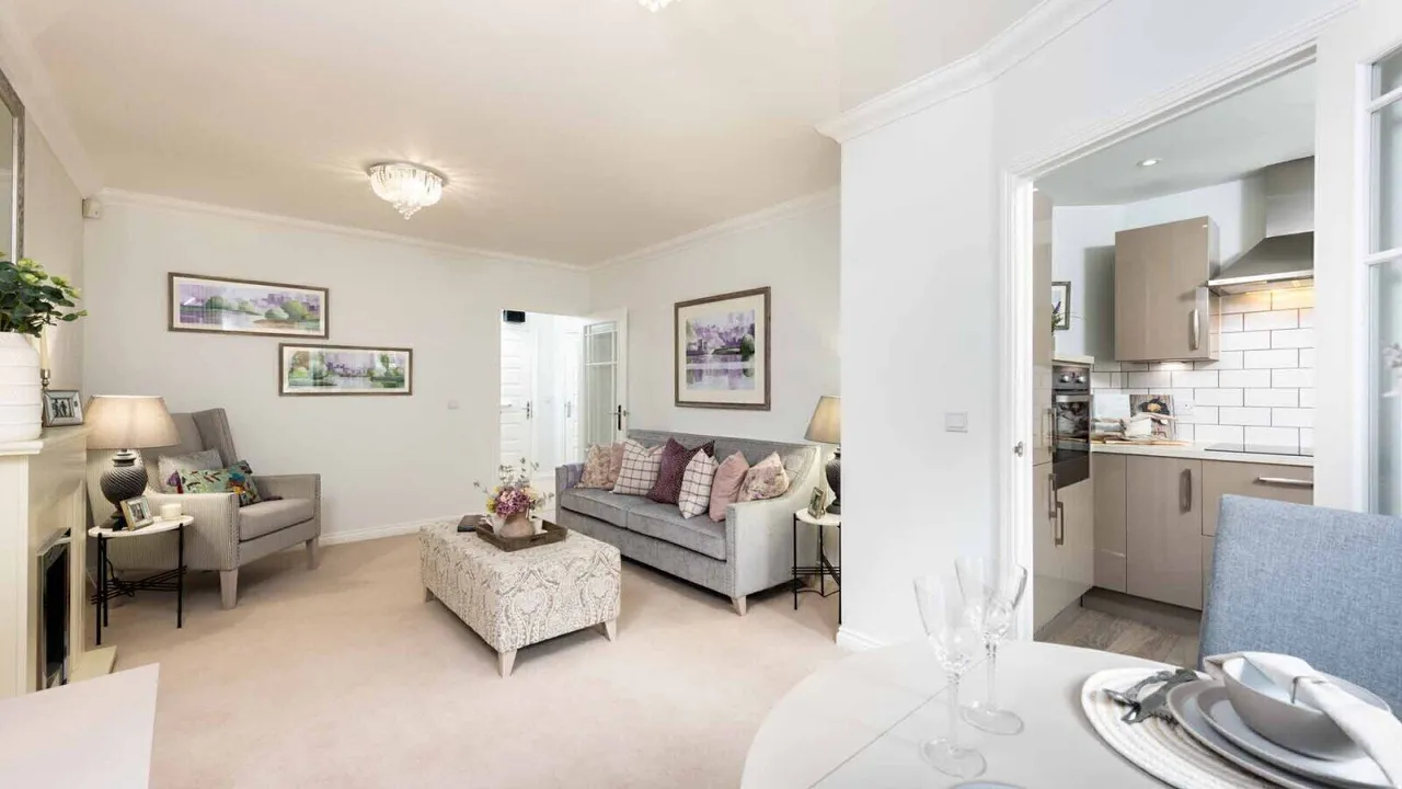 Greyhound Lane, Thame, OX9, photo 3