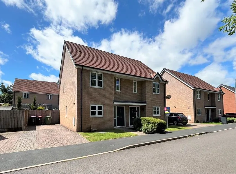 2 bed house for sale, Raxster Drive, Snedshill St Georges