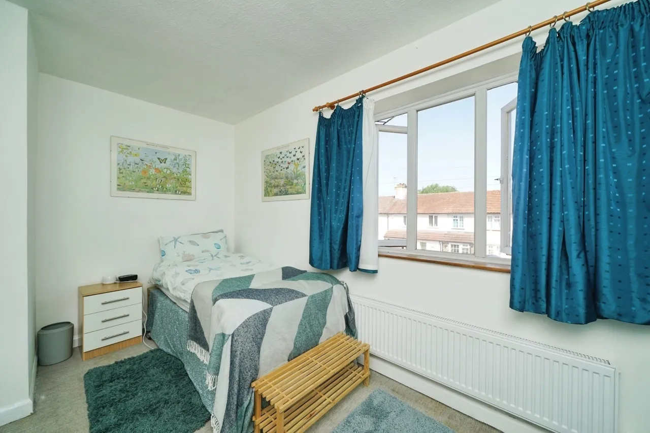 Ryebrook Road, Leatherhead, KT22, photo 10