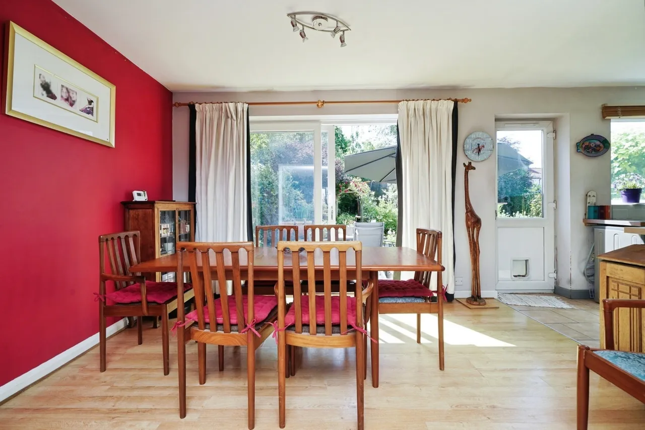Ryebrook Road, Leatherhead, KT22, photo 4